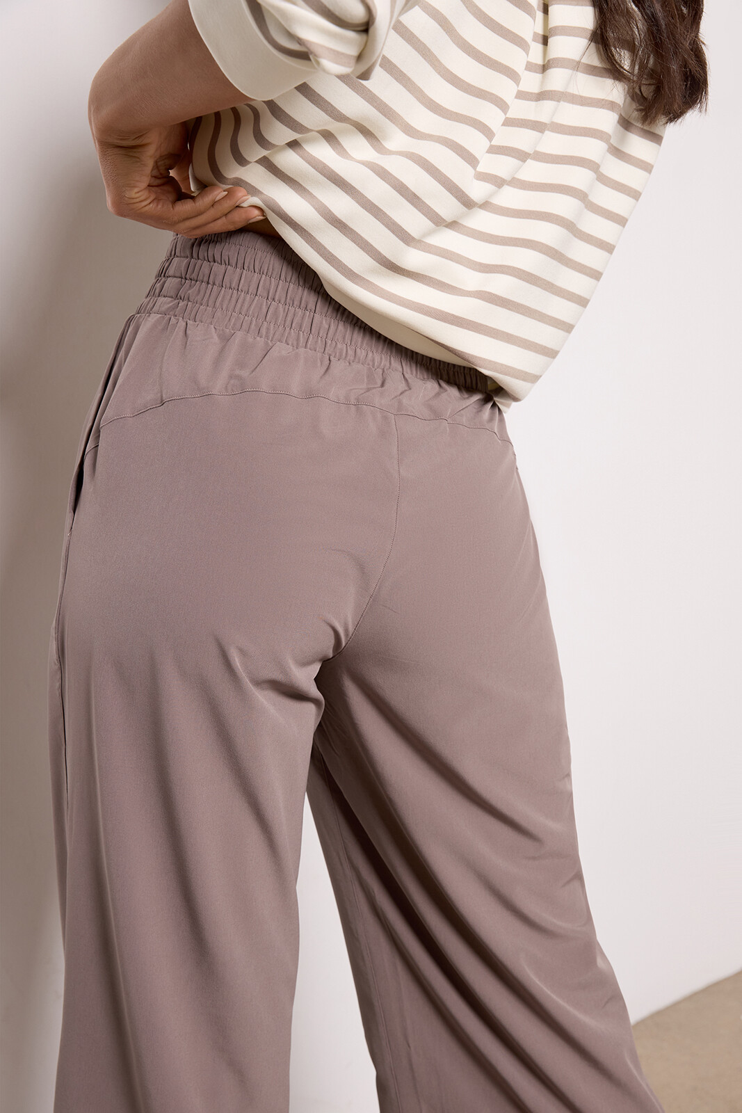 Out of Office Cropped Wide Leg Pant