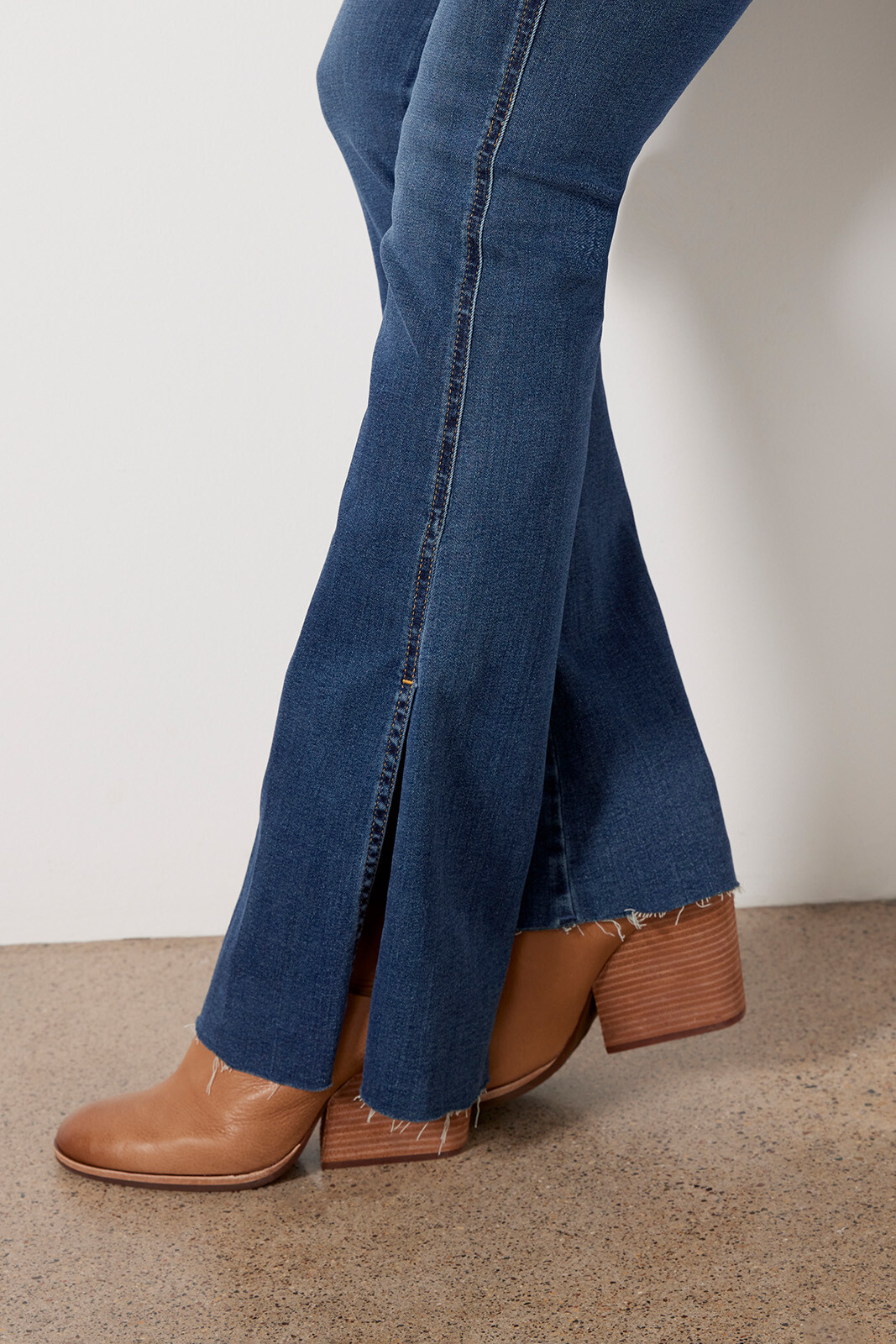 Bootcut Tailorless