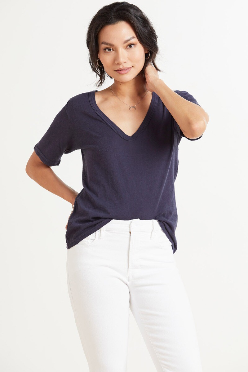 CITIZENS OF HUMANITY Cecilie Relaxed V Neck Tee | EVEREVE