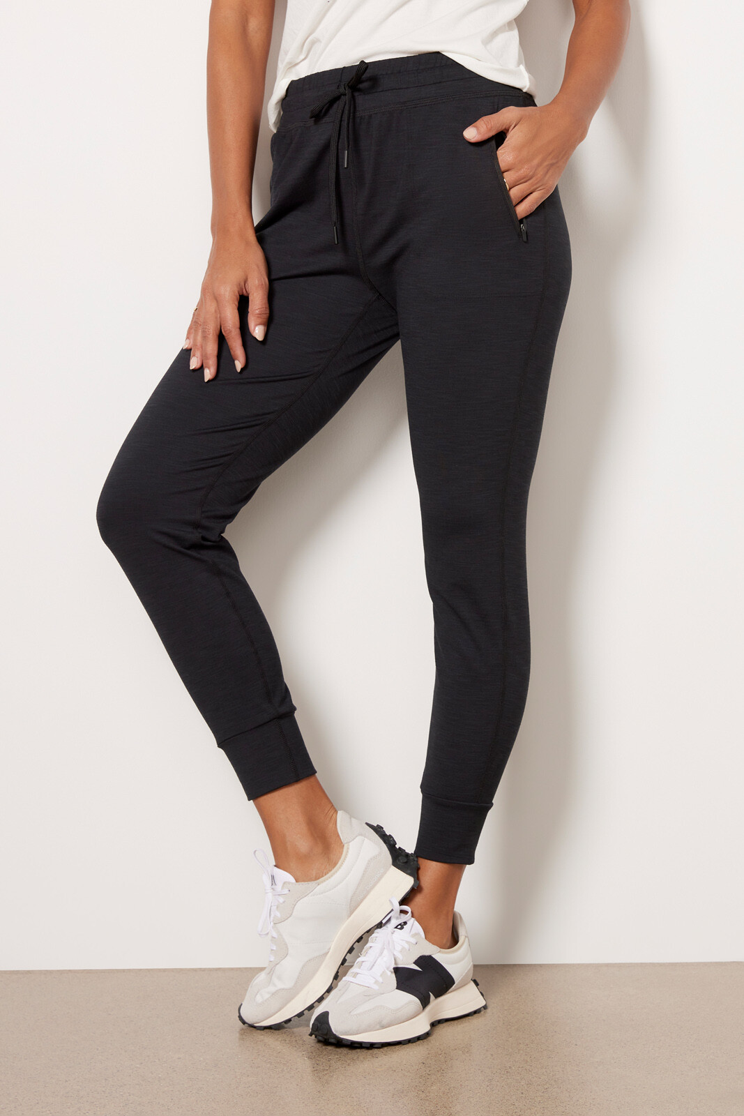 Beyond Yoga Heather Ribbed Fitted Jogger Pant