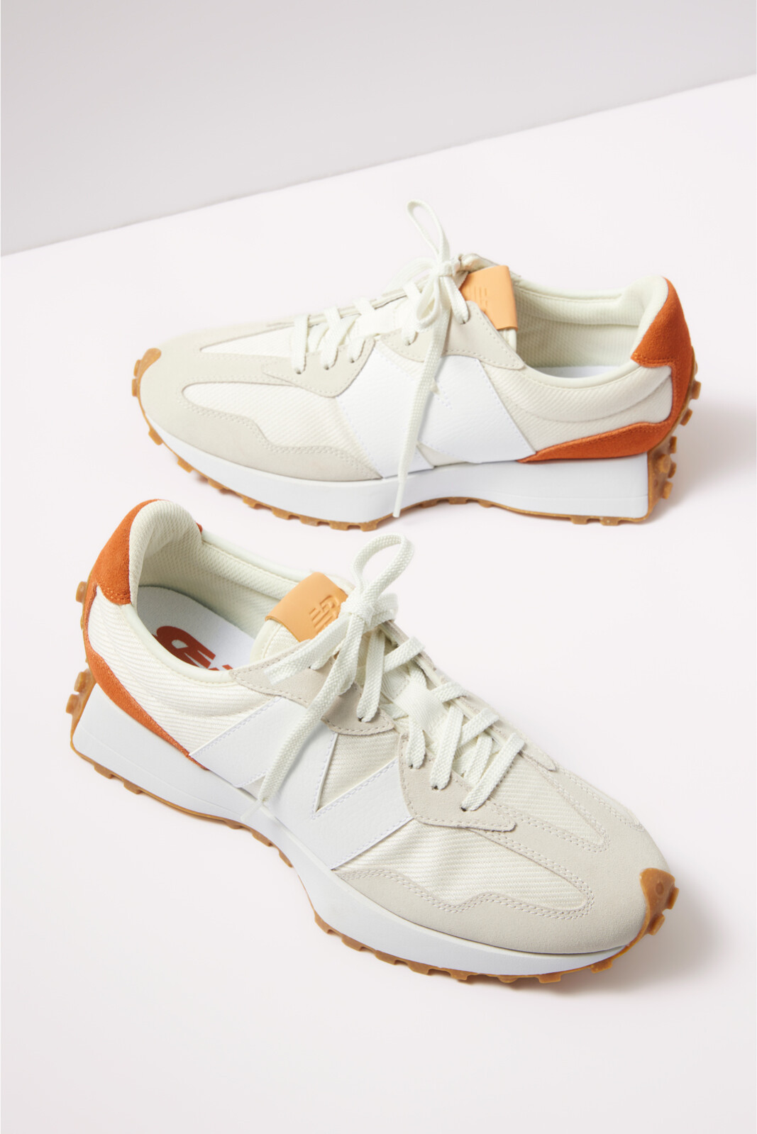 NEW BALANCE 327 Sneaker | EVEREVE