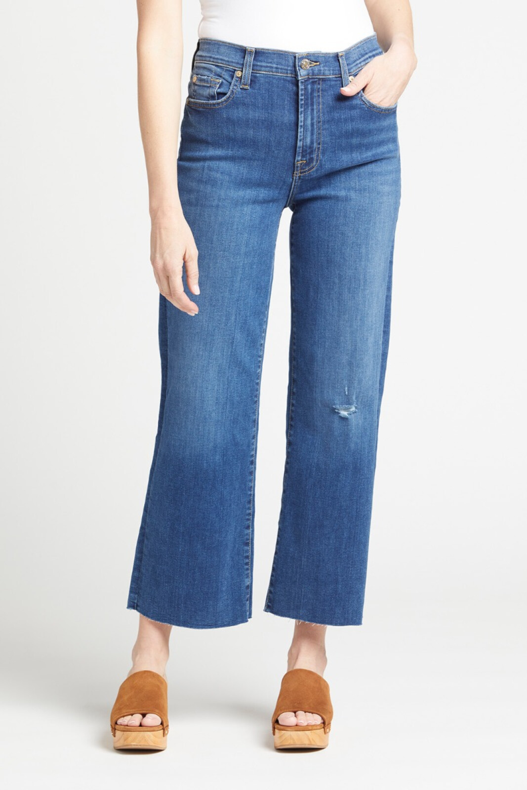 7 FOR ALL MANKIND Cropped Alexa with Cut Hem Jean | EVEREVE