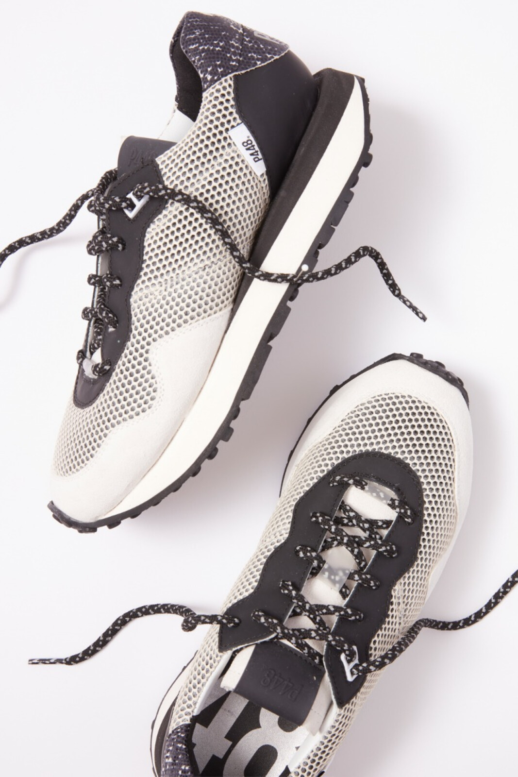 P448 John Dogma Sneakers | Anthropologie Japan - Women's Clothing,  Accessories & Home