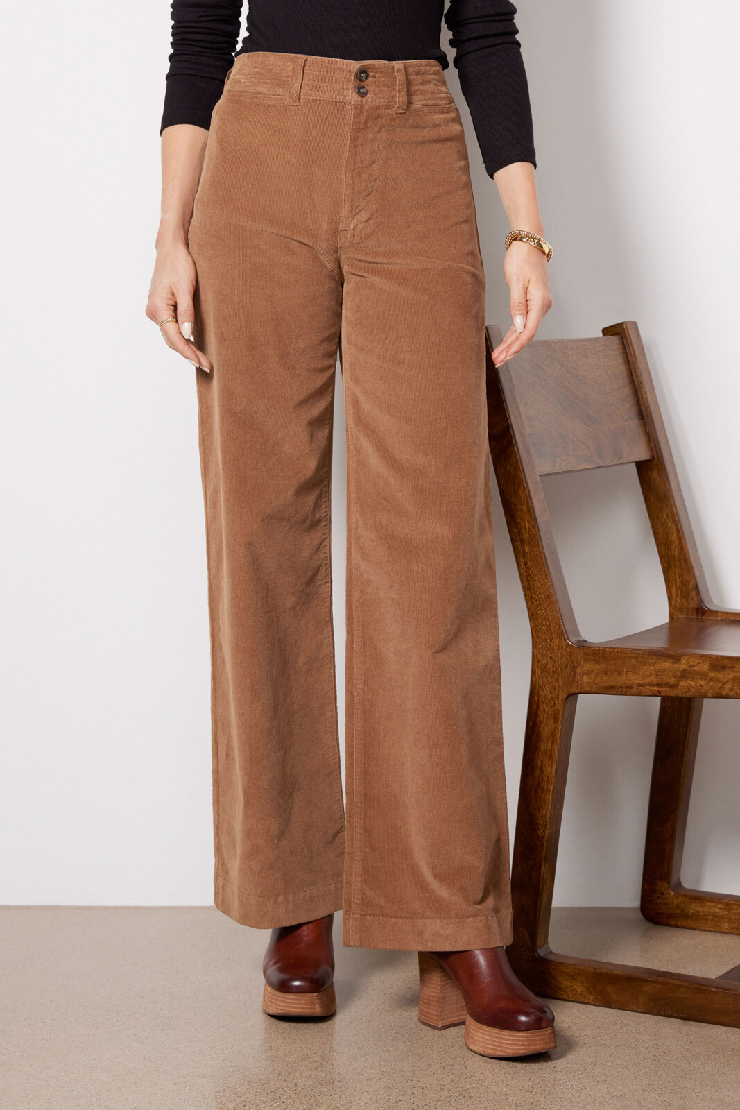 How to Style Wide Leg Corduroy Pants 