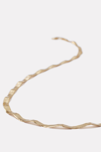 Wavy Snake Chain Necklace