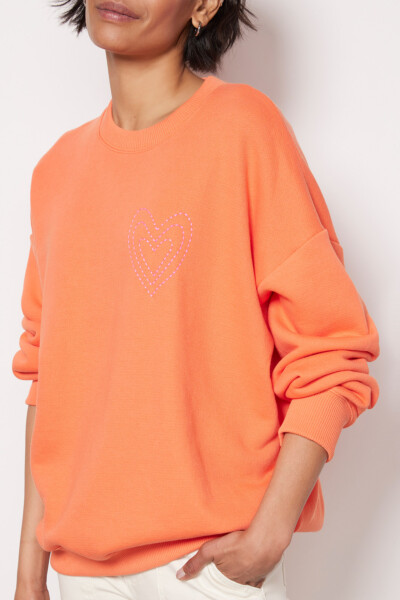 Lucia Heart Stitch Sweatshirt