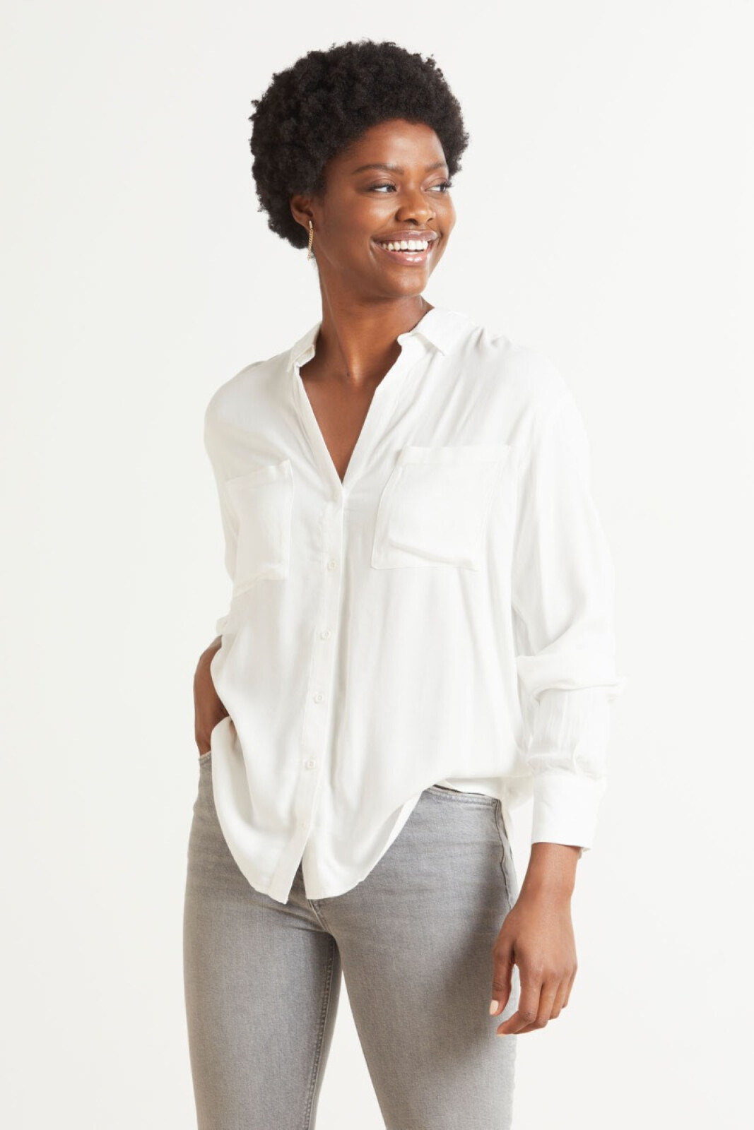 EVEREVE Essential Tunic Button Down | EVEREVE