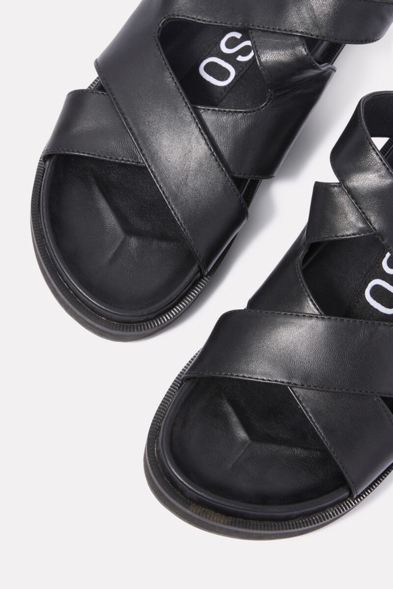 Shop Sandals to complete all your favorite looks at EVEREVE